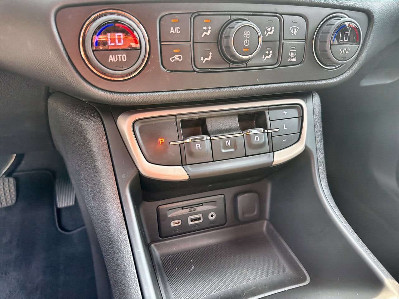Used 2024 Volcanic Red Tintcoat GMC Denali image 14
