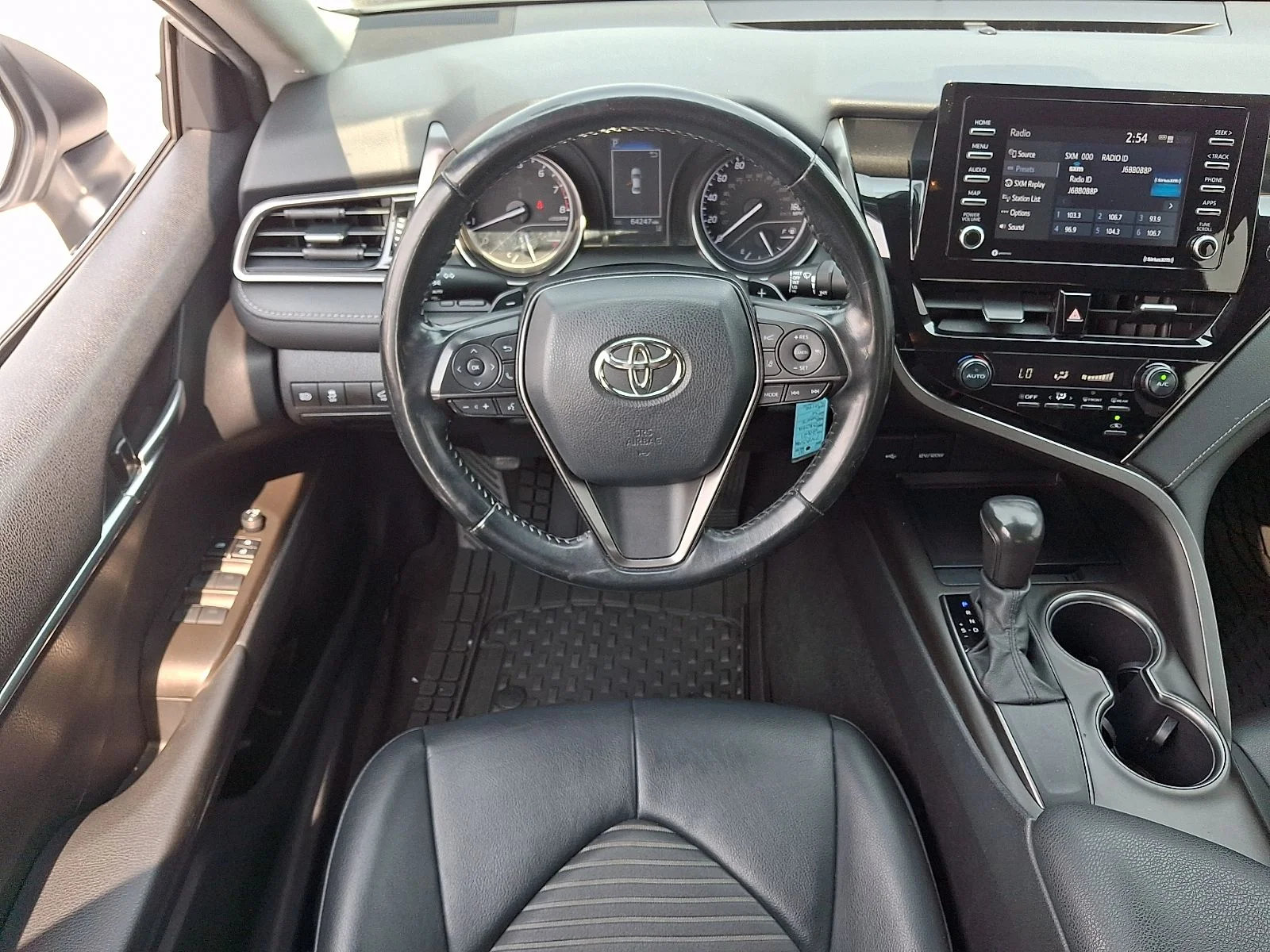 Used 2021 White Toyota SE image 10