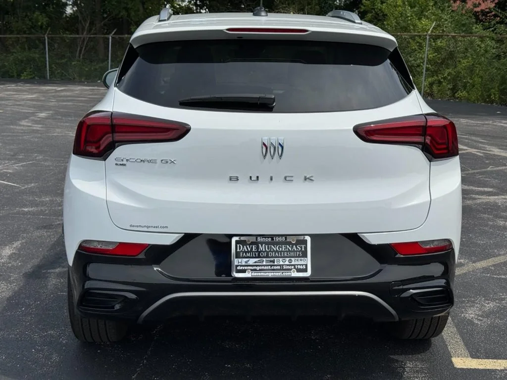 Used 2025 Summit White Buick Sport Touring image 6