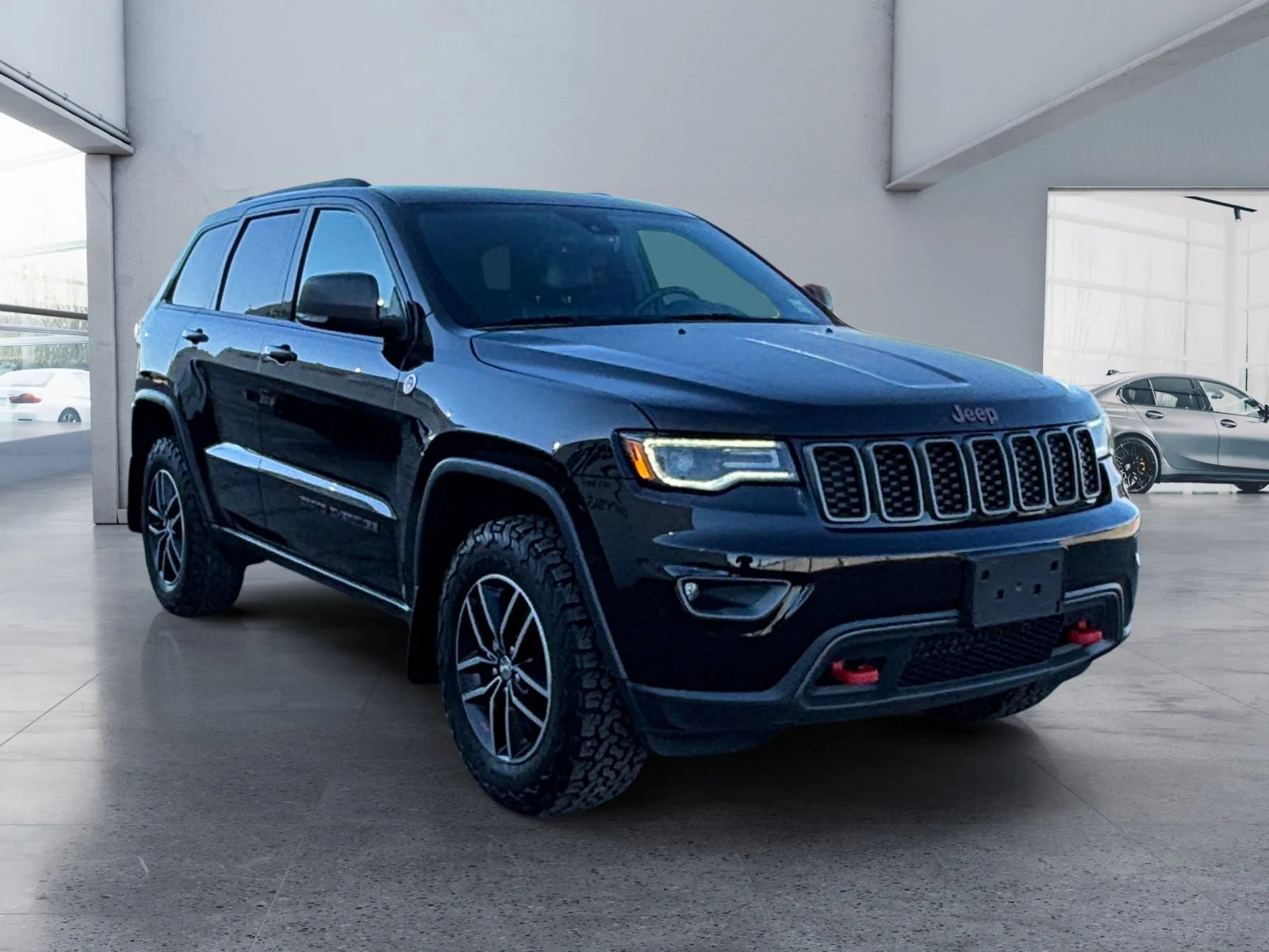 Used 2017 Black Jeep Trailhawk image 7
