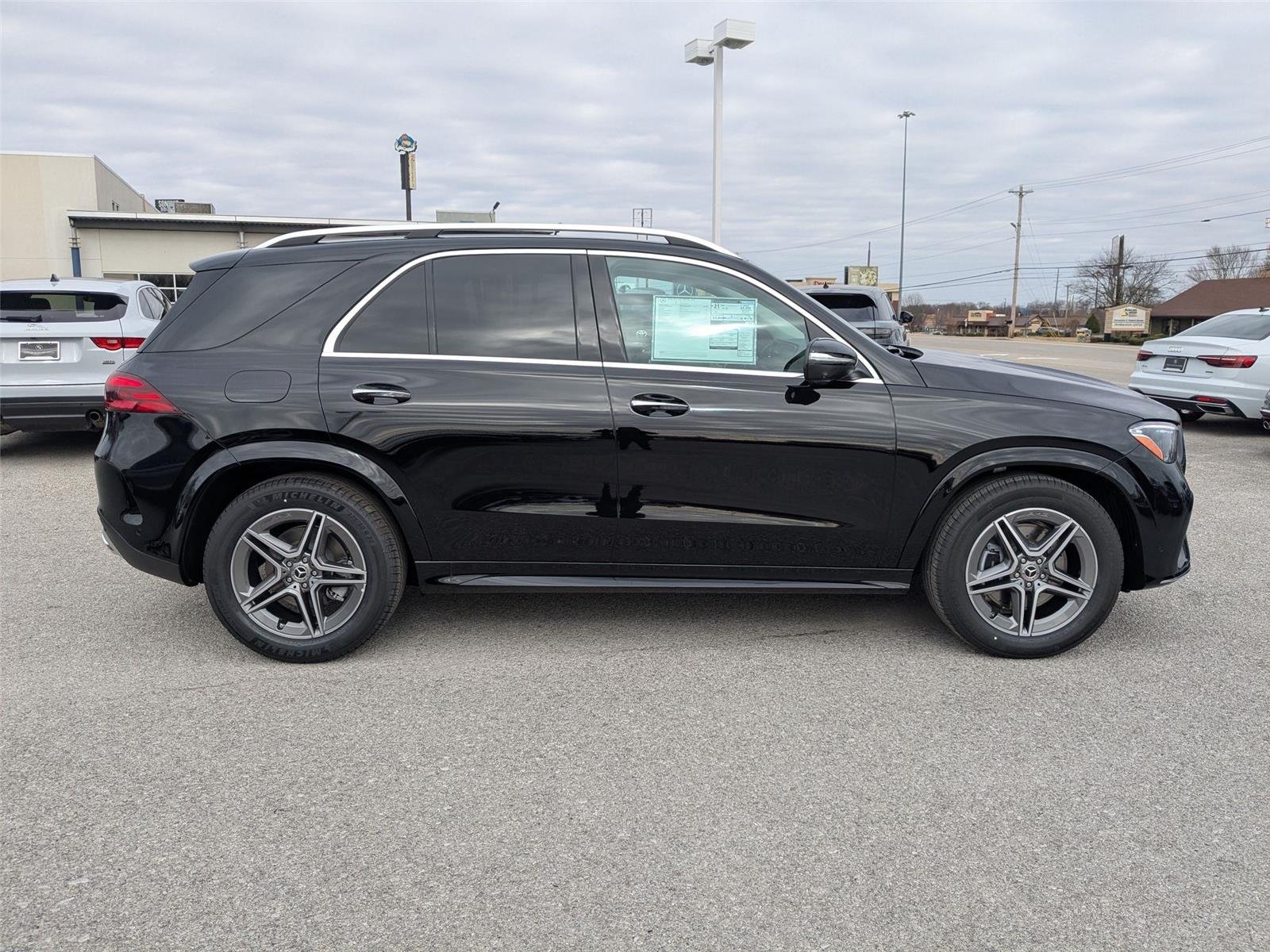 New 2026 Black Mercedes-Benz GLE 450 image 4