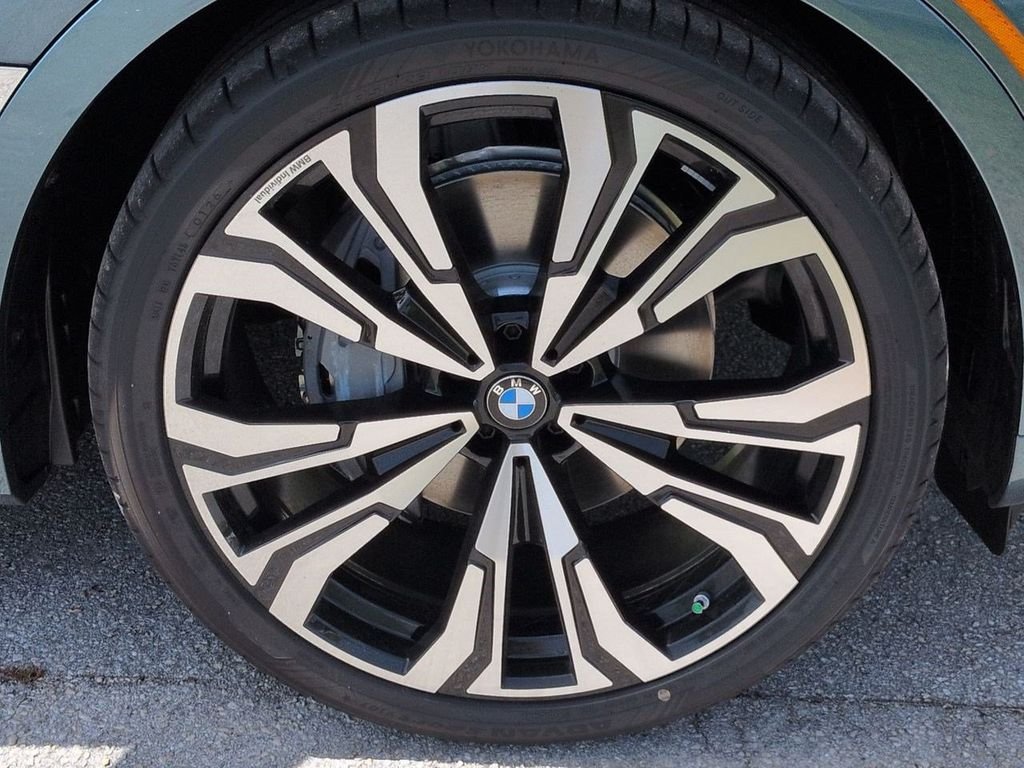 New 2027 Blue Ridge Mountain Metallic BMW xDrive40i image 11