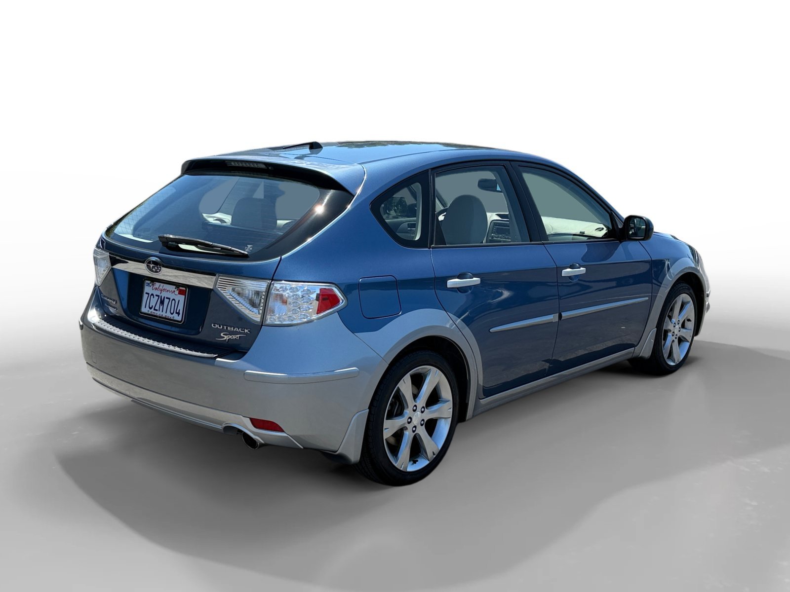 Used 2010 Steel Silver Metallic Subaru Outback Sport image 5