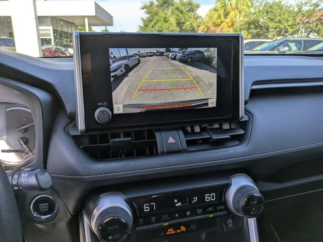 Used 2023  Toyota XLE image 20