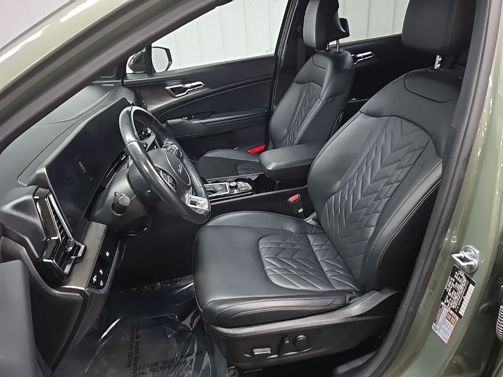Used 2023 Green Kia X-Line image 31
