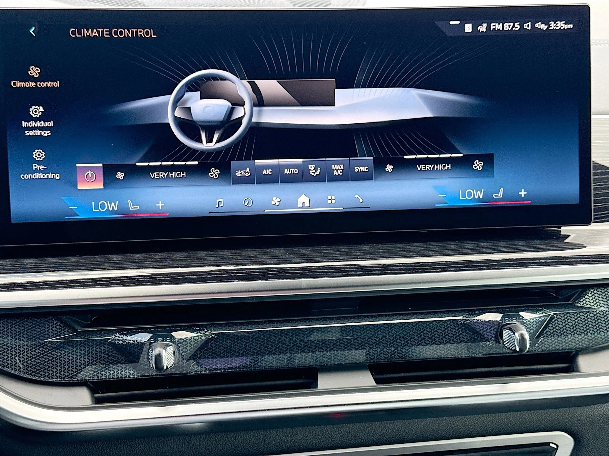 New 2026 Carbon Black Metallic BMW xDrive40i image 35