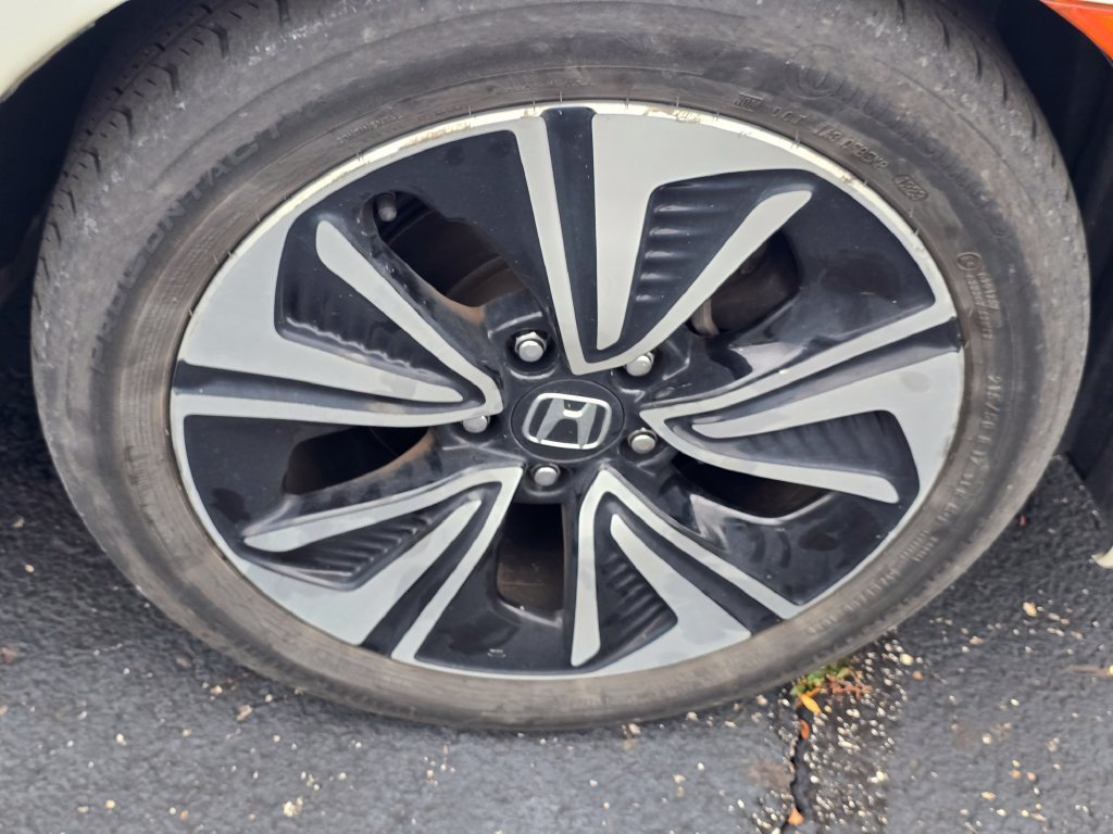 Used 2016 White Honda EX-L image 17