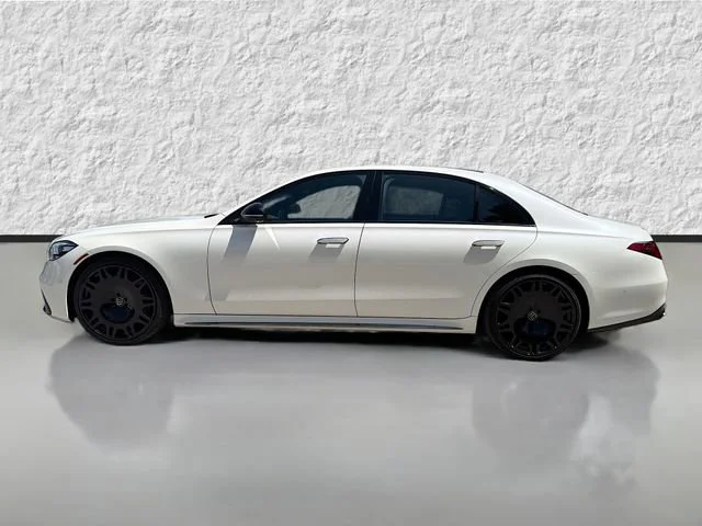 Used 2023 MANUFAKTUR Diamond White Mercedes-Benz S 580 image 6