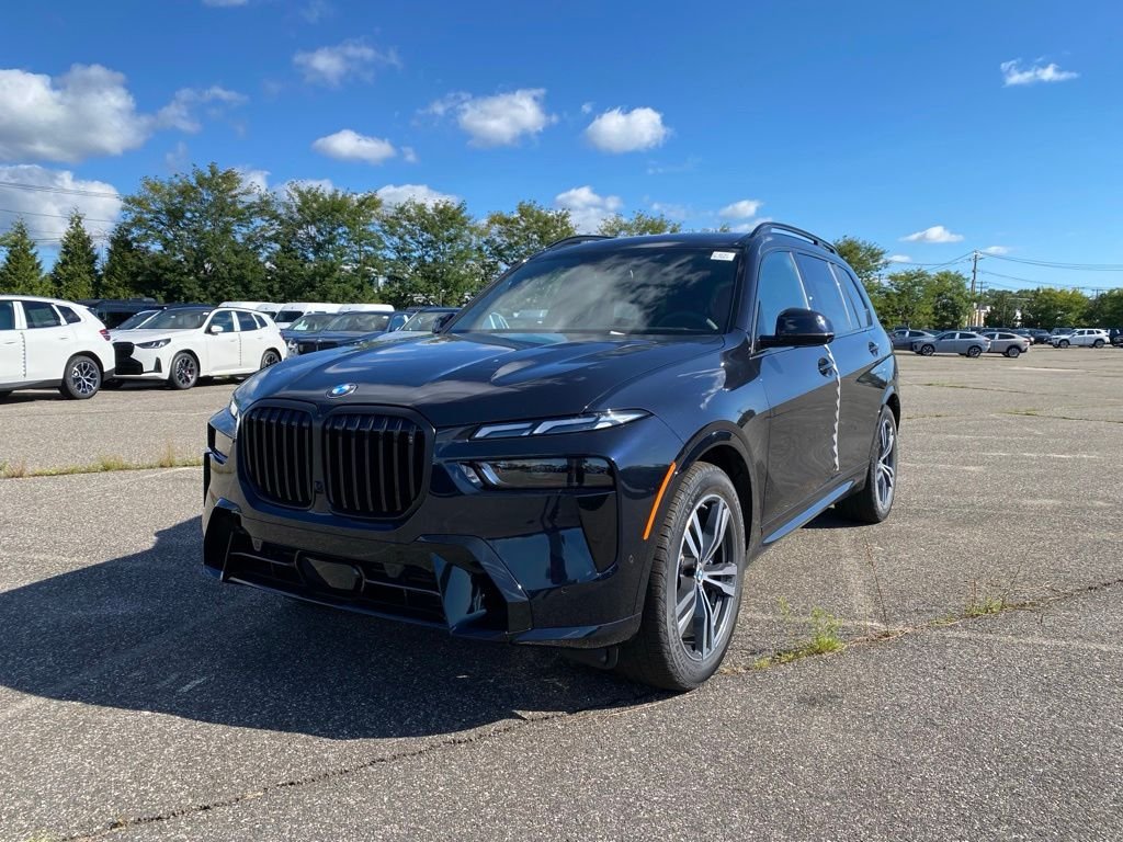 2027 BMW X7
