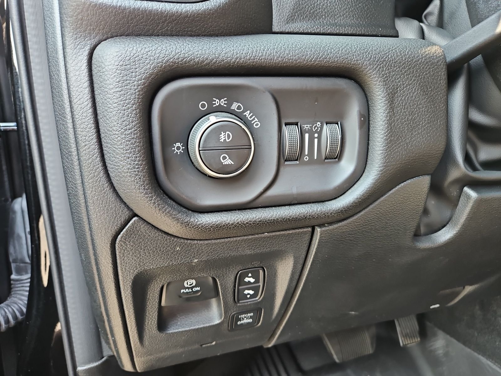 Used 2024 Black Ram Laramie image 22