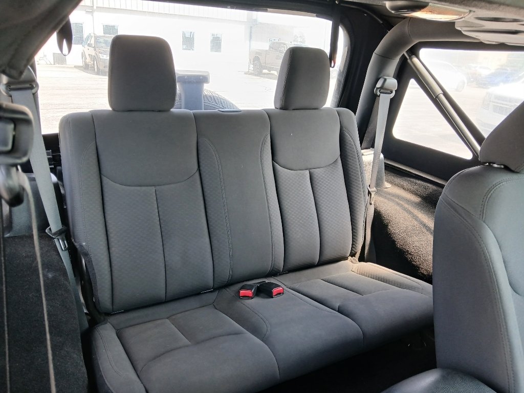 Used 2015 Black Clearcoat Jeep Sport image 12