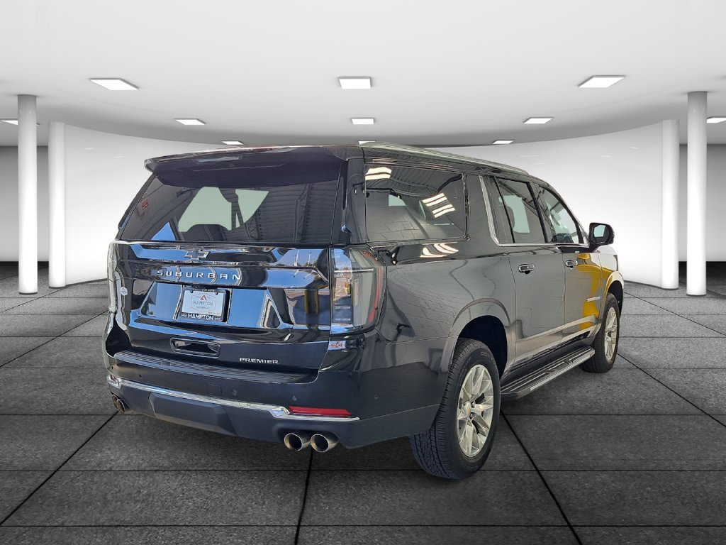 2026 Chevrolet Suburban Premier - Photo 4