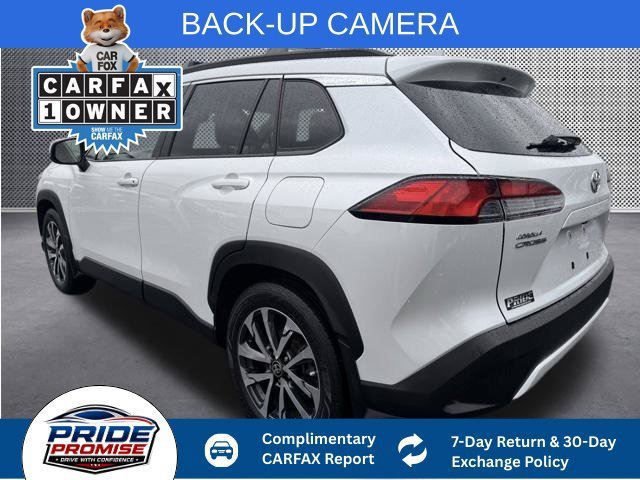 Used 2022 Off-white Toyota XLE image 4