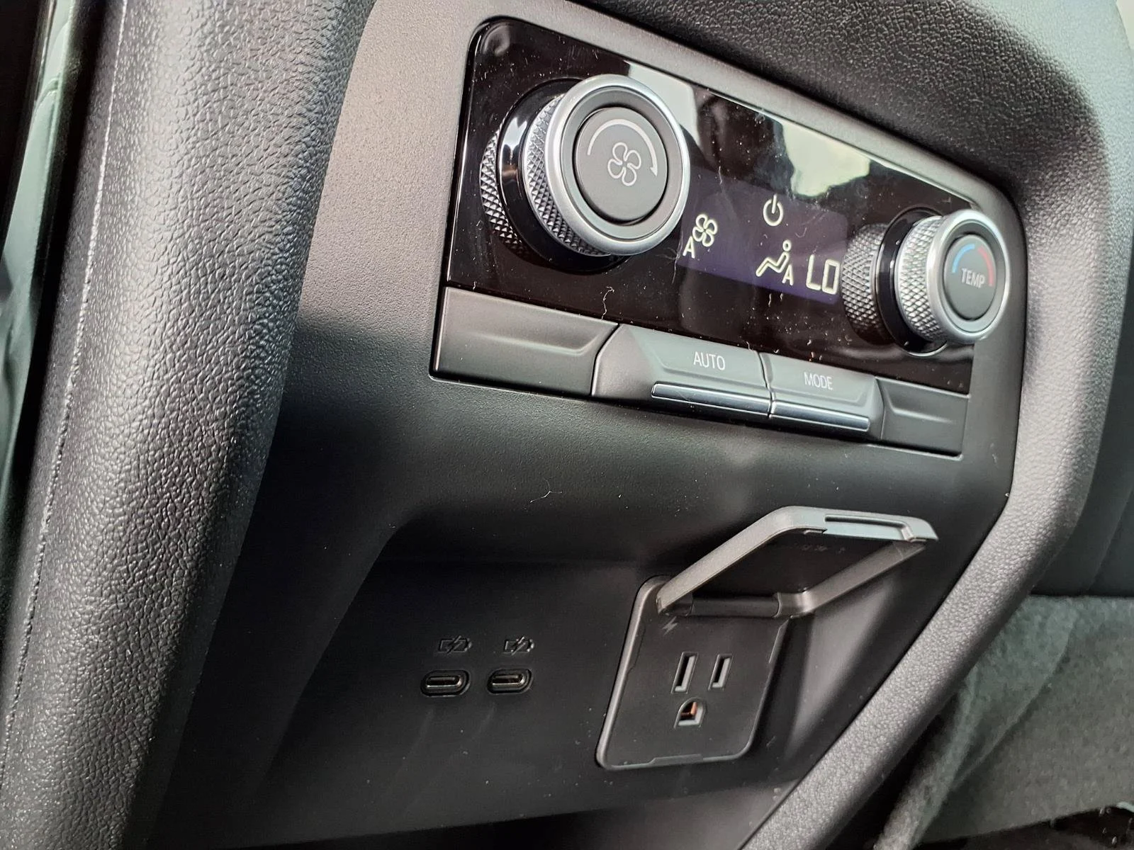 2026 Buick Enclave Preferred - Photo 17