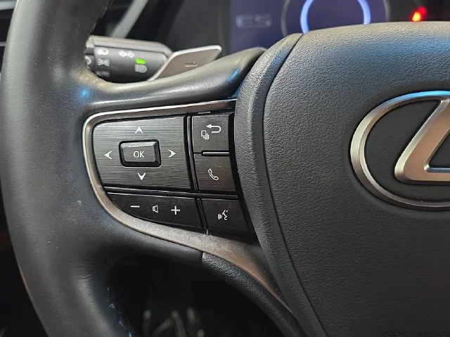 Used 2023 Iridium Lexus 350 image 16