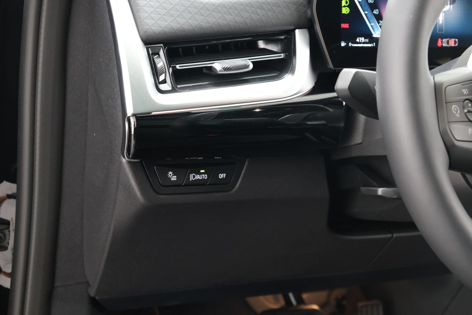 New 2026 Jet Black BMW xDrive28i image 25