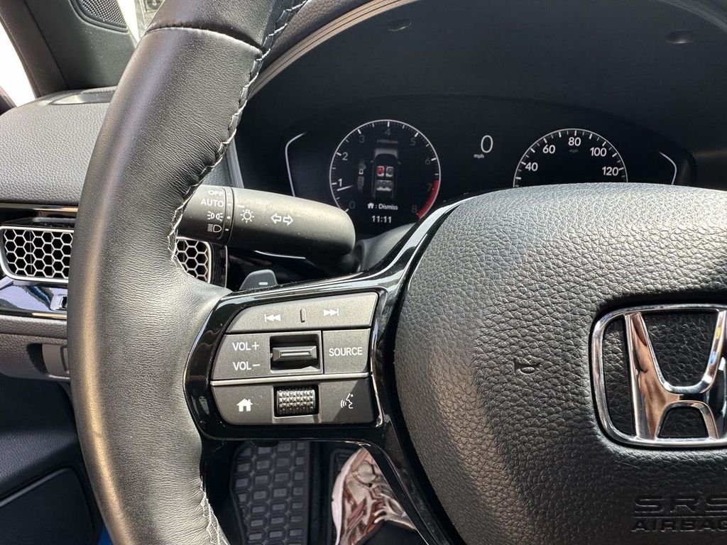 Used 2023  Honda Sport image 31