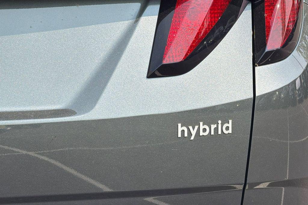 New 2026 Gray Hyundai SEL FWD image 21