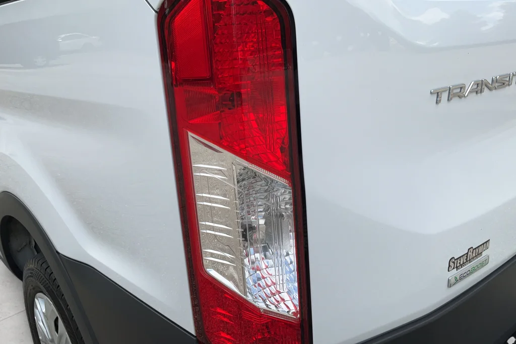 2024 Ford Transit Passenger Van XLT - Photo 26