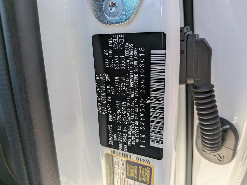Used 2025 White Kia EX image 35