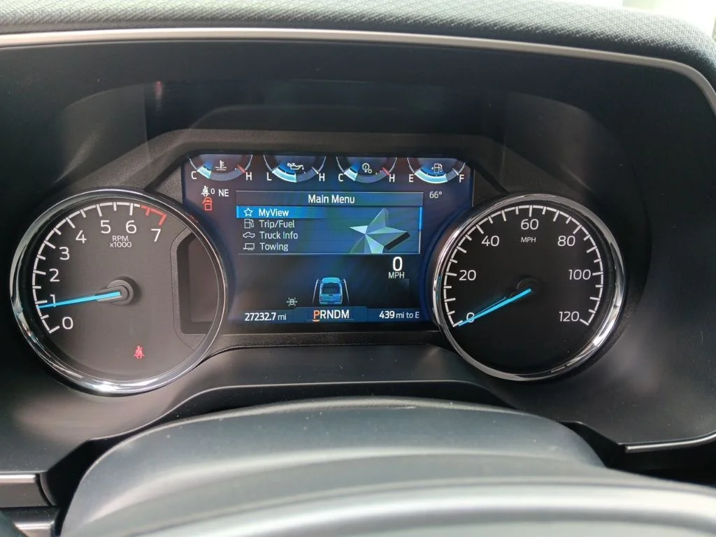 Used 2023 Iconic Silver Metallic Ford XLT image 19