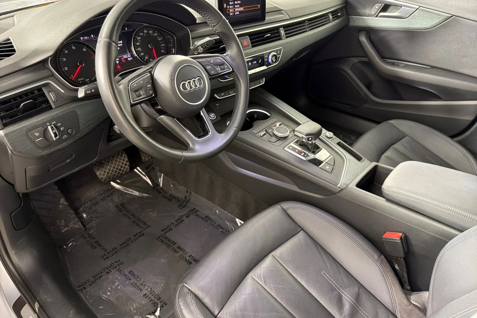 Used 2018 Florett Silver Metallic Audi 2.0 TFSI ultra Premium S Tronic FWD image 9
