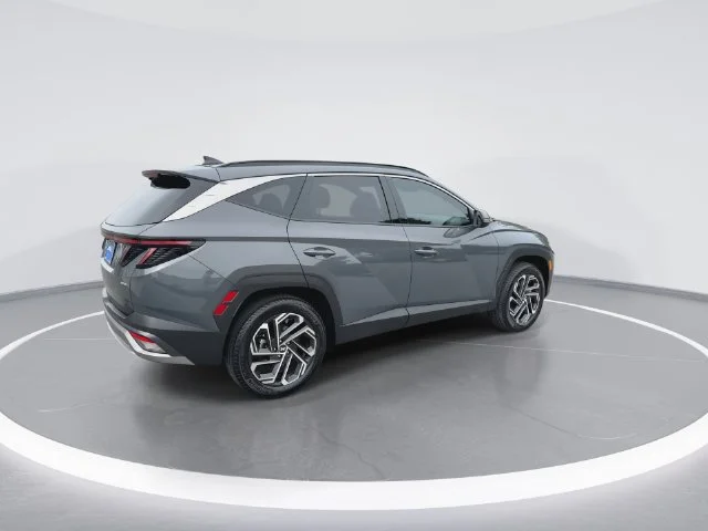 Used 2025 Gray Hyundai Limited image 8