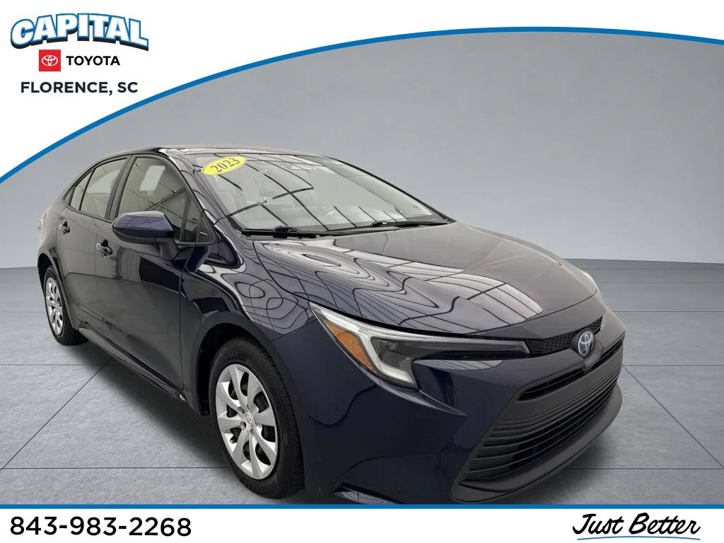 Used 2023  Toyota LE image 1