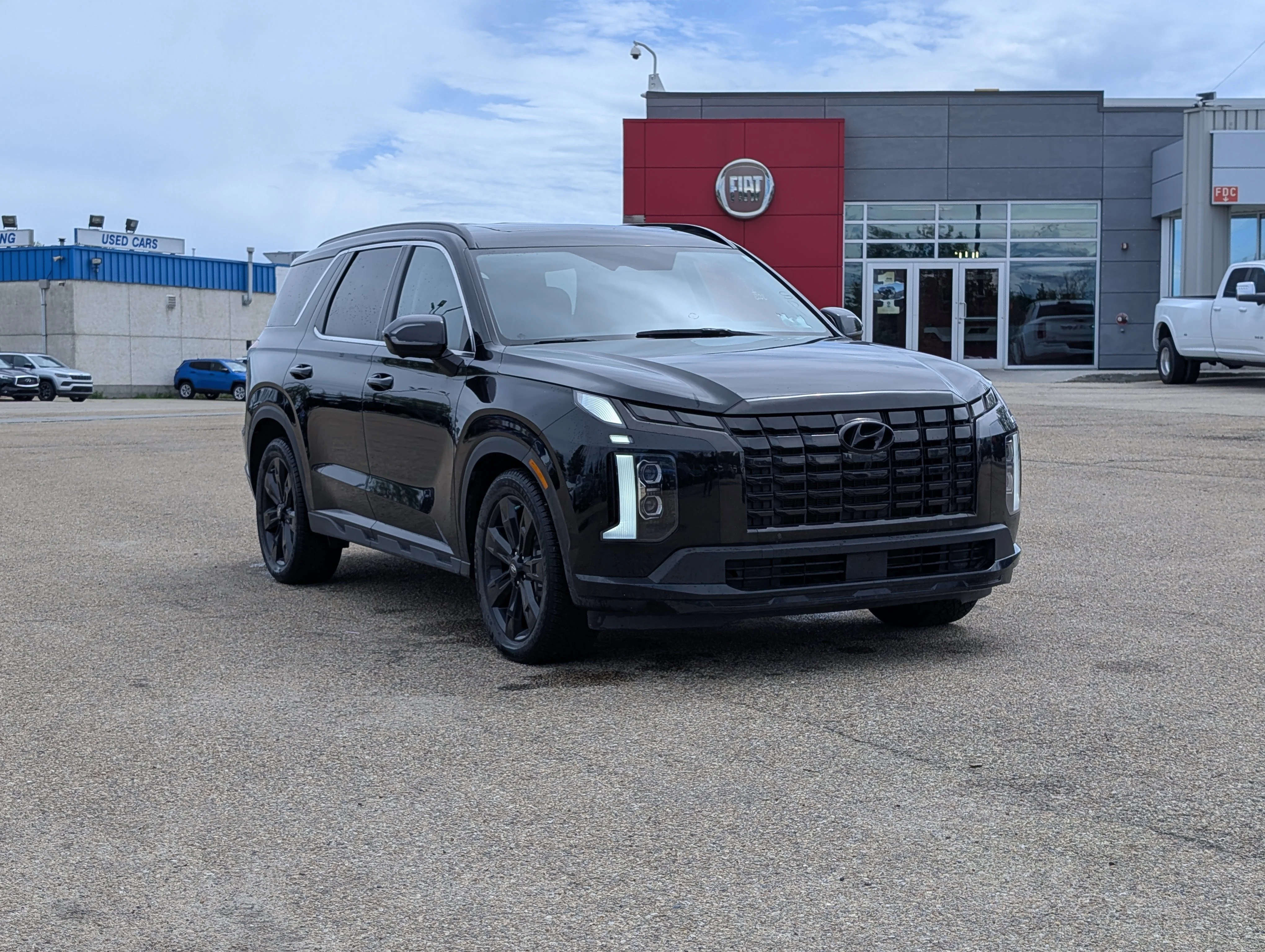Used 2024 Abyss Black Hyundai Urban image 9
