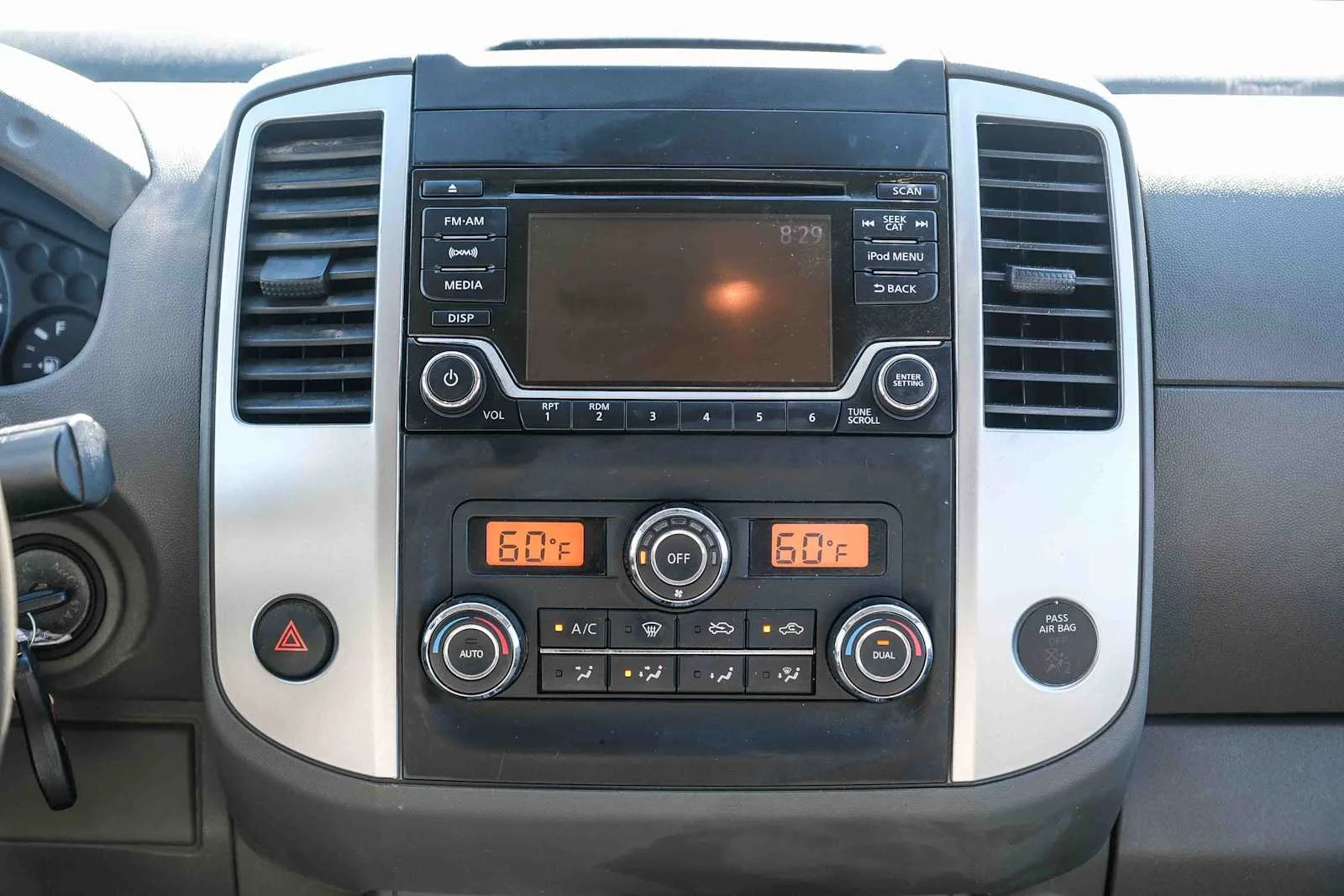 Used 2018 Magnetic Black Nissan SV V6 image 13