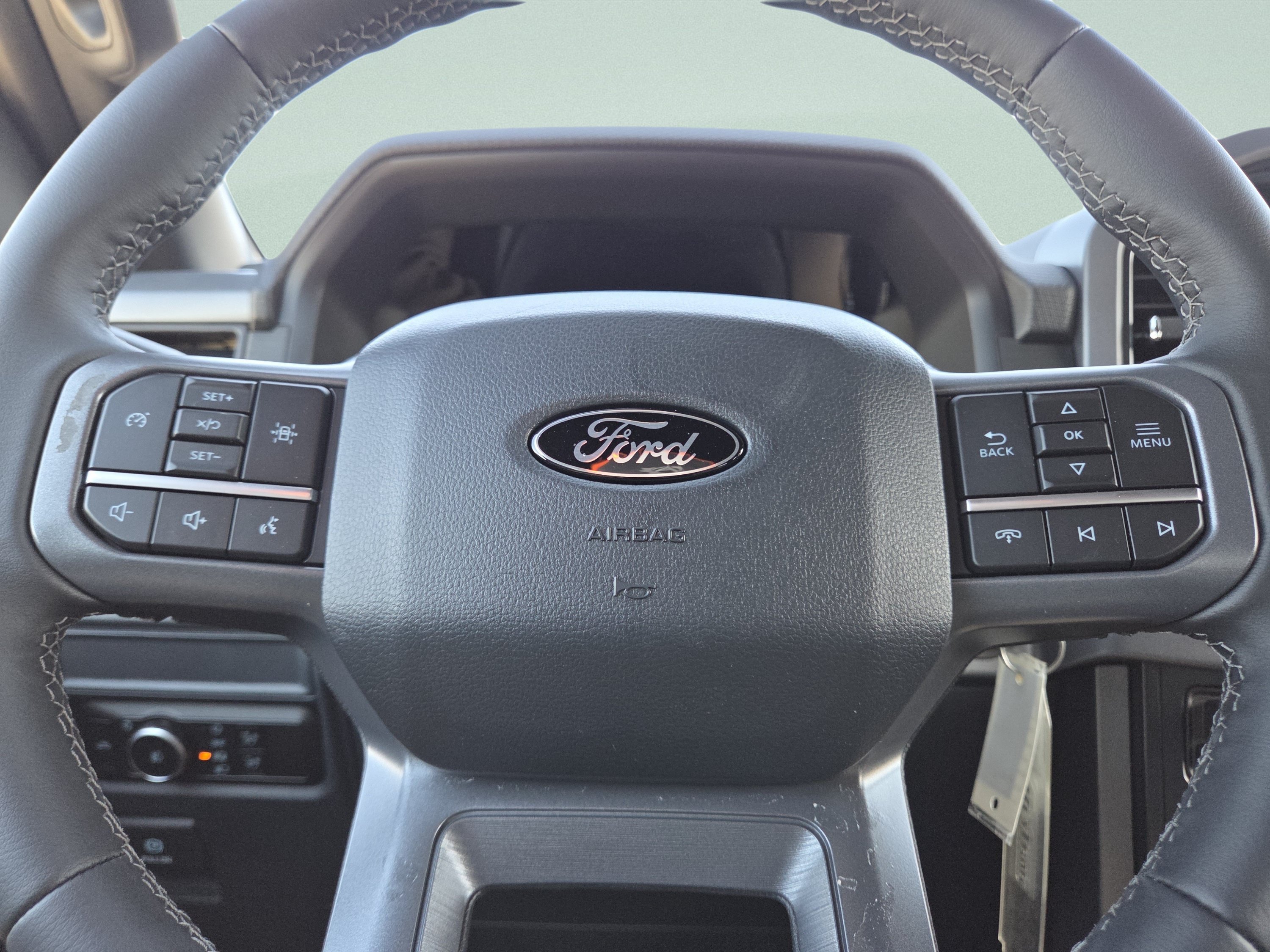 New 2026 Avalanche Ford XLT image 29