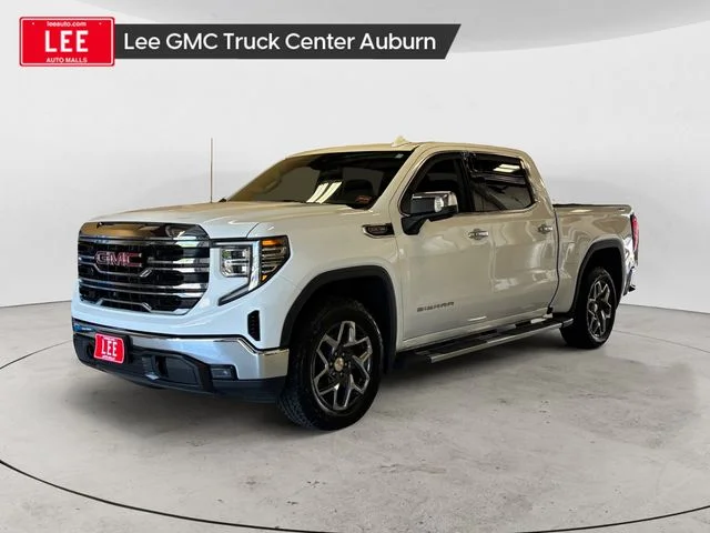 Used 2023 White GMC SLT image 1