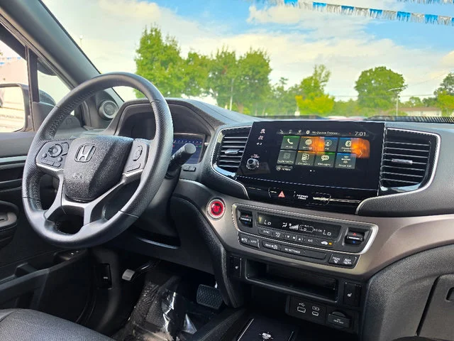 2024 Honda Passport EX-L - Photo 15