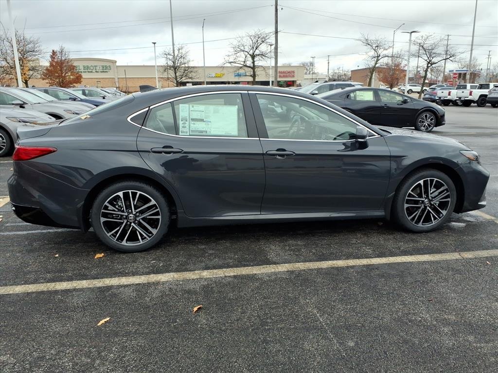 2026 Toyota Camry XLE - Photo 6