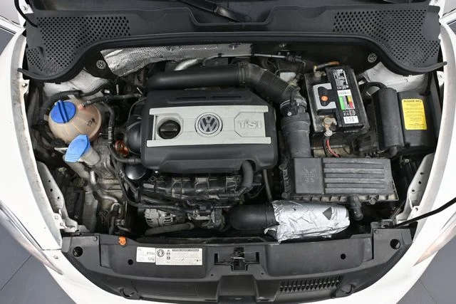 2012 Volkswagen Beetle 2.0 - Photo 34