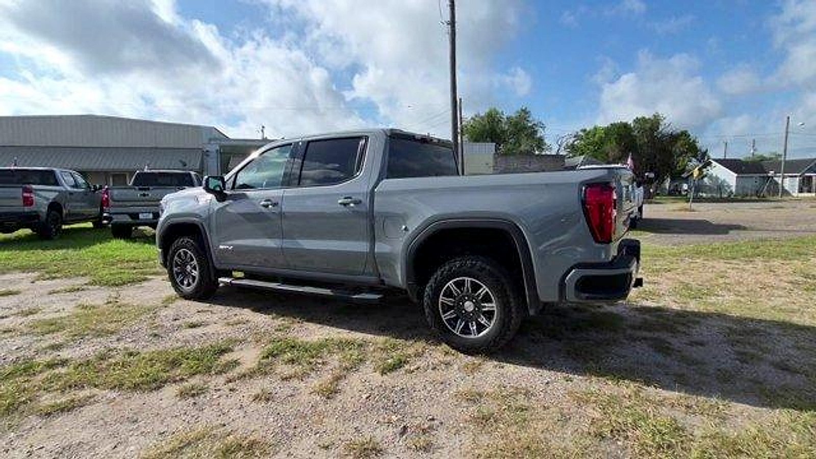 2024 GMC Sierra 1500 AT4 - Photo 6