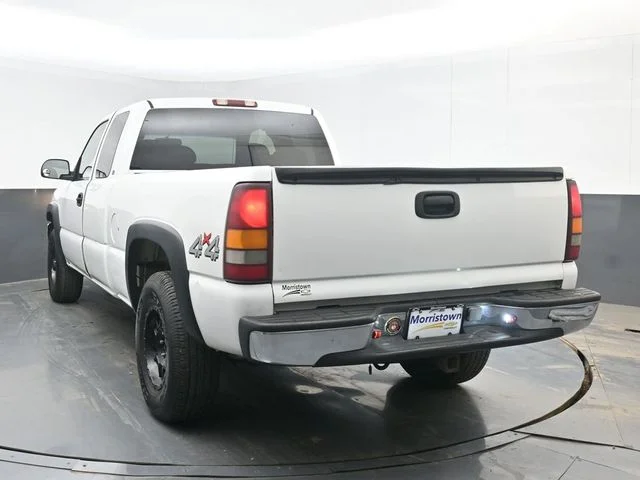 Used 2000  GMC SLE image 11