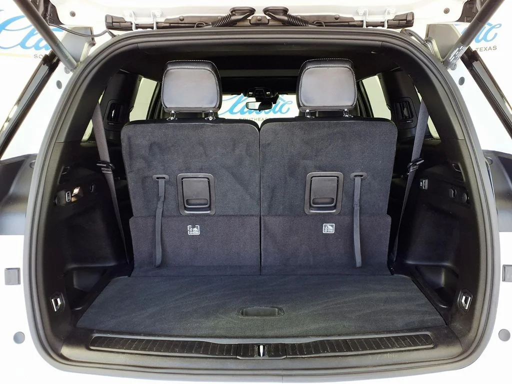 Used 2024 White Jeep Altitude X image 10