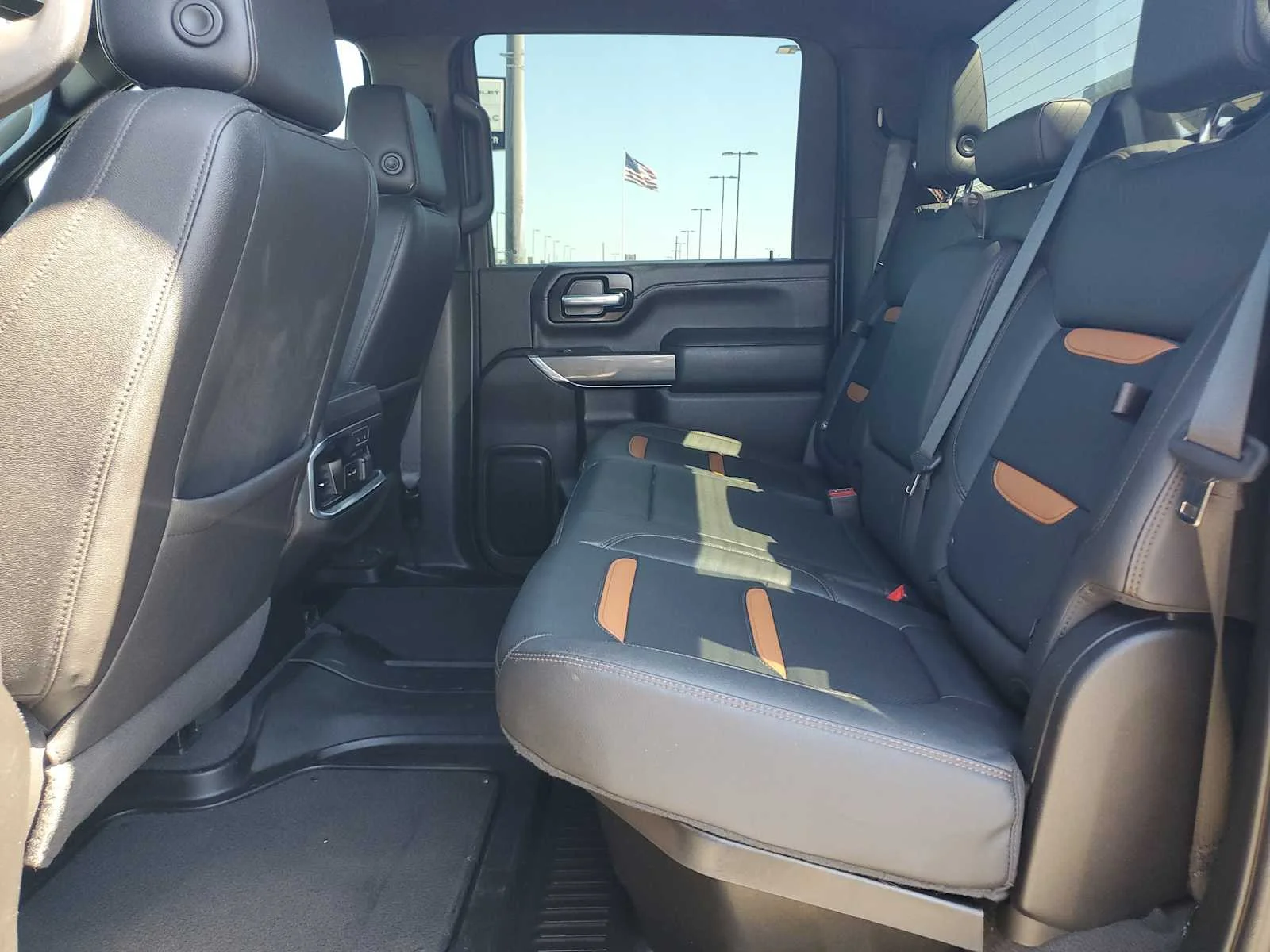 Used 2023 ONYX BLACK GMC AT4 image 19