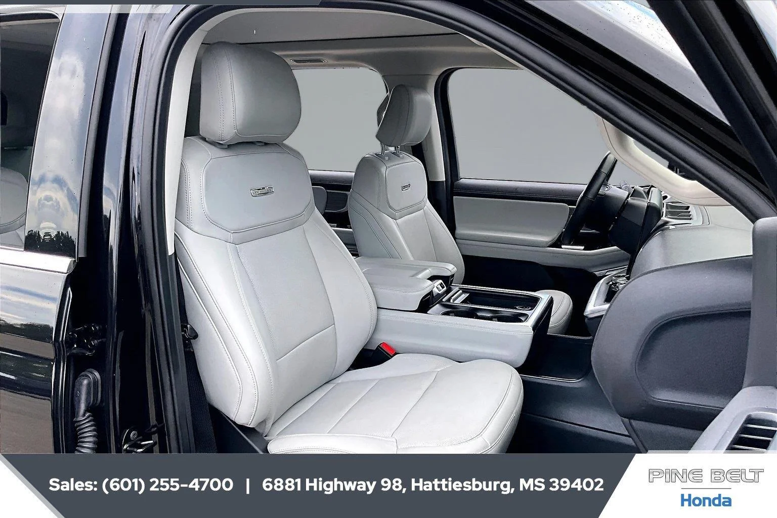 Used 2025 Agate Black Ford Platinum image 6