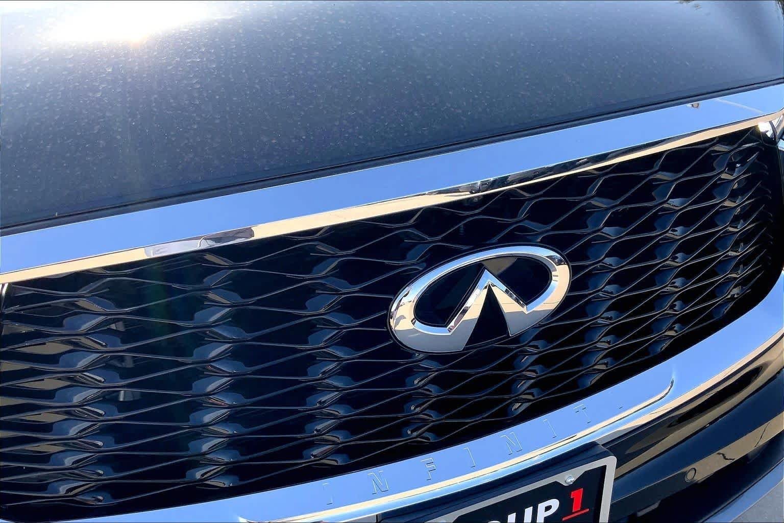 Used 2023 Mineral Black INFINITI AUTOGRAPH image 30