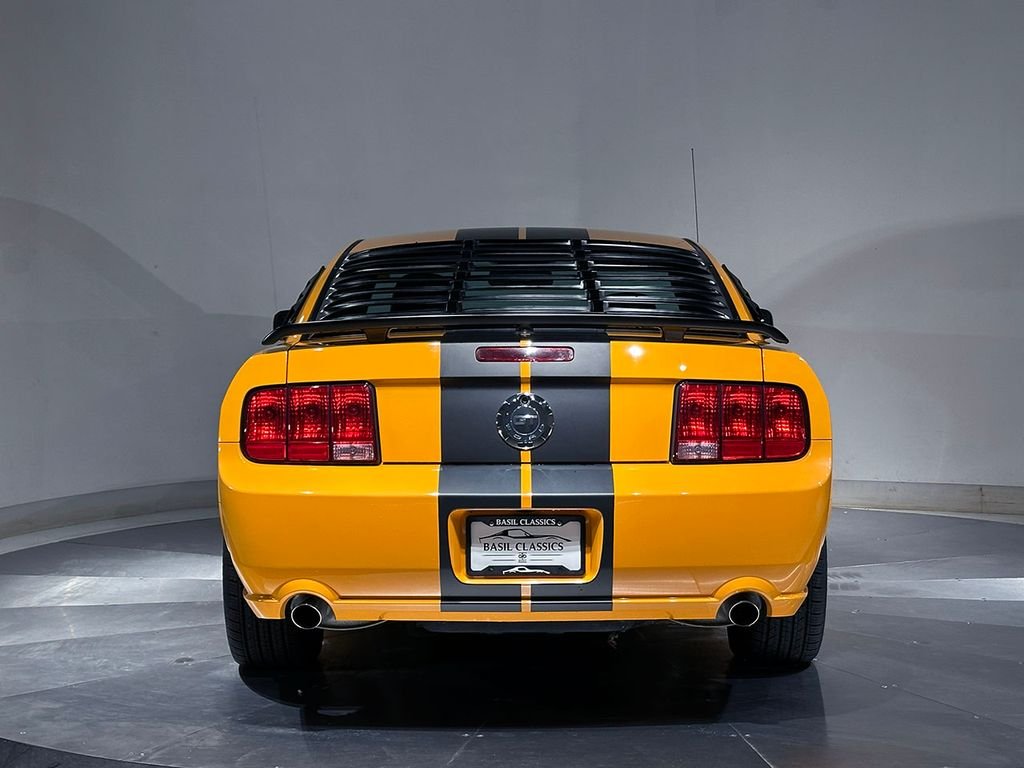 Used 2007 Orange Ford  image 8