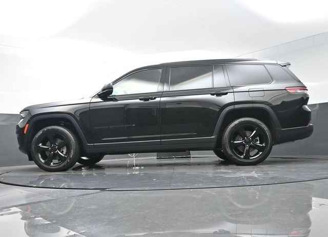 Used 2024 Black Jeep Limited image 36
