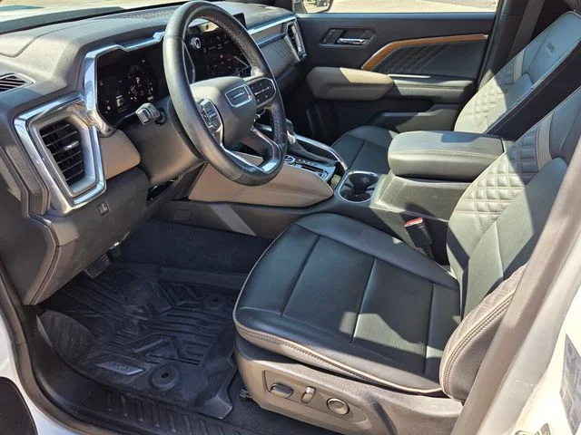 Used 2024 White GMC Denali image 8