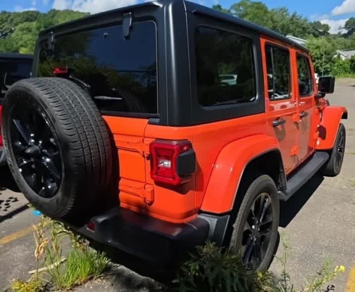 Used 2023 Punkn Metallic Clearcoat Jeep Sahara image 3