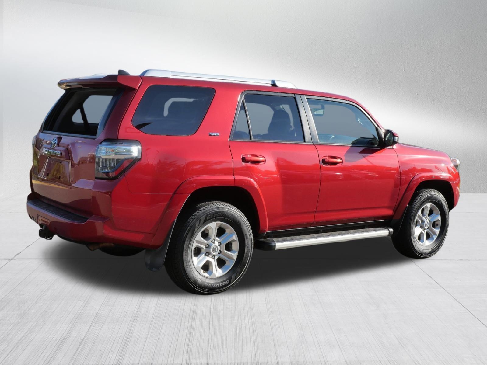 Certified Used 2016 Barcelona Red Metallic Toyota SR5 image 7