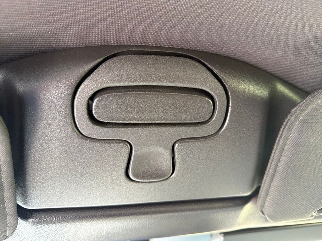 Used 2008 Red Chevrolet Base image 13
