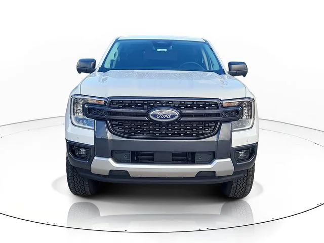 New 2026 Oxford White Ford XLT image 2