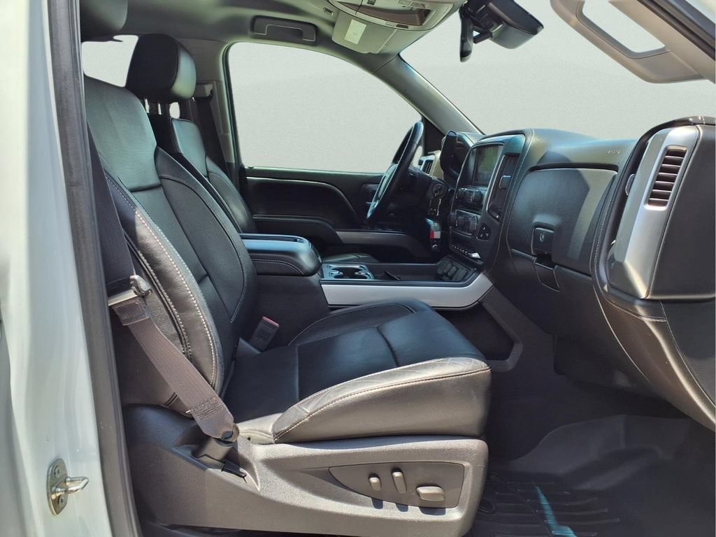 Used 2015 SUMMIT WHITE Chevrolet LTZ image 14