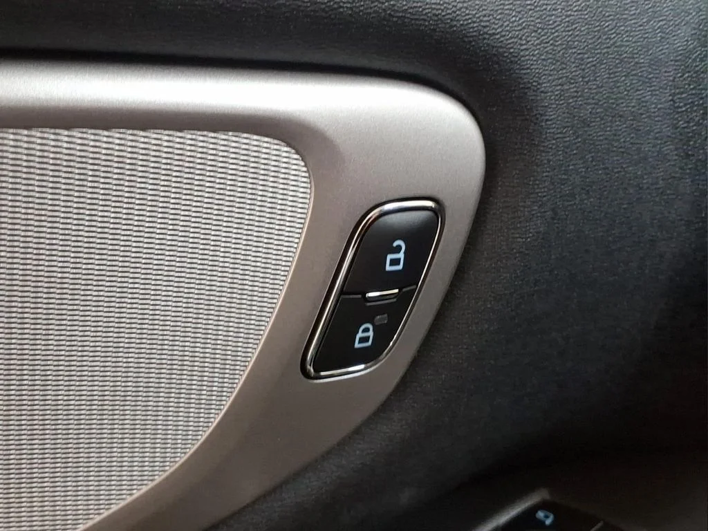 Used 2025 White Ford Active image 10